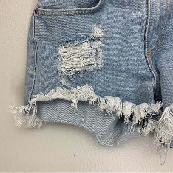 Brandy Melville Distressed Denim Shorts - Picture 4 of 8